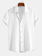 Kahvinruskean kesäsetin kokovartalonäkymä.