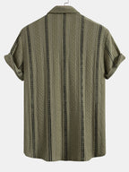 Geometrisen jacquard-nappipaidan ja kreppipintaisten shortsien täydentävä tuotekuva 2