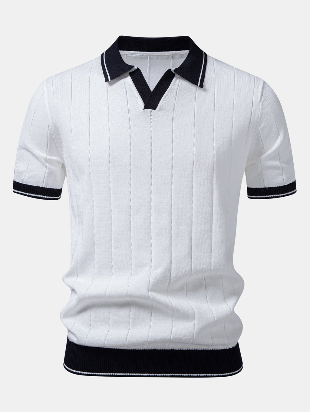 Ribbikauluksisen pikeepaidan ja kapenevien slim fit -housujen täydentävä tuotekuva 1
